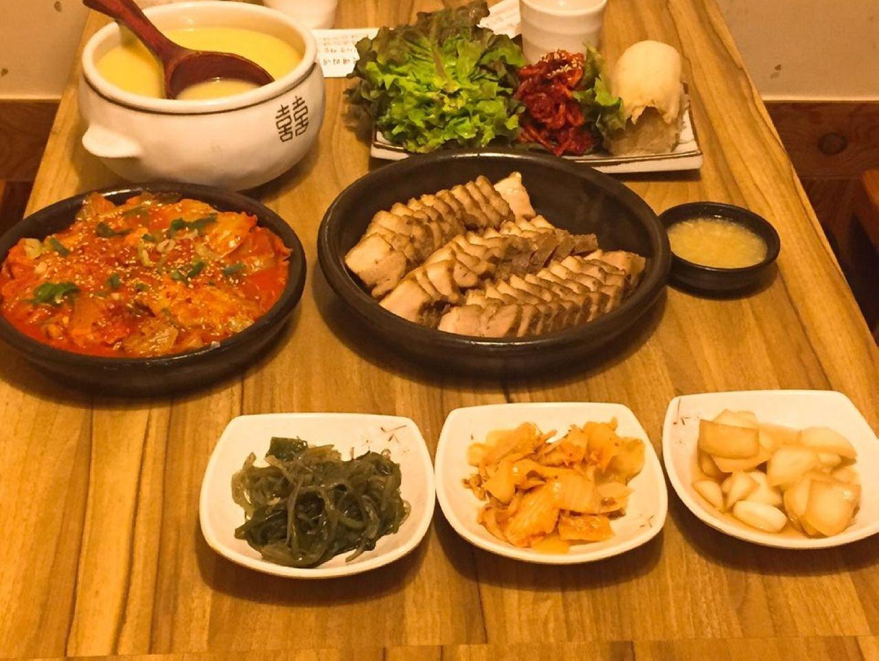 Insadong Famous Korean Tasty Restaurant : Insadong Garlic Bossam